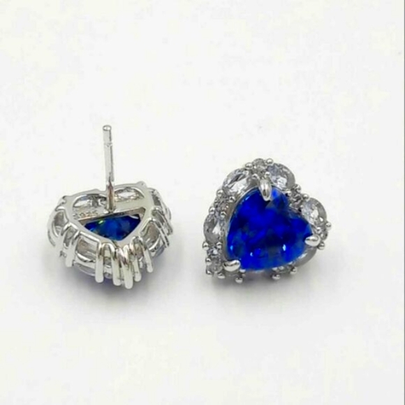 5 carat Blue Sapphire Light Blue Spinel Heart Cut Luxury Stud Earrings - Picture 7 of 10